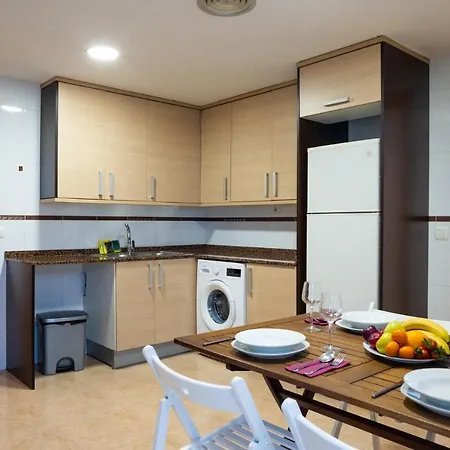 Appartement Medinaceli Airco, Wifi And Free Parking Valence